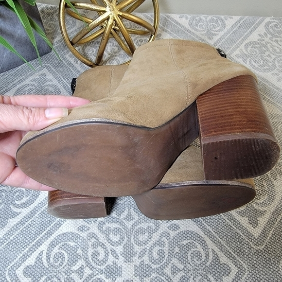 Jeffrey Campbell Rumble suede booties tan heel back zipper Size 8 - Picture 11 of 16